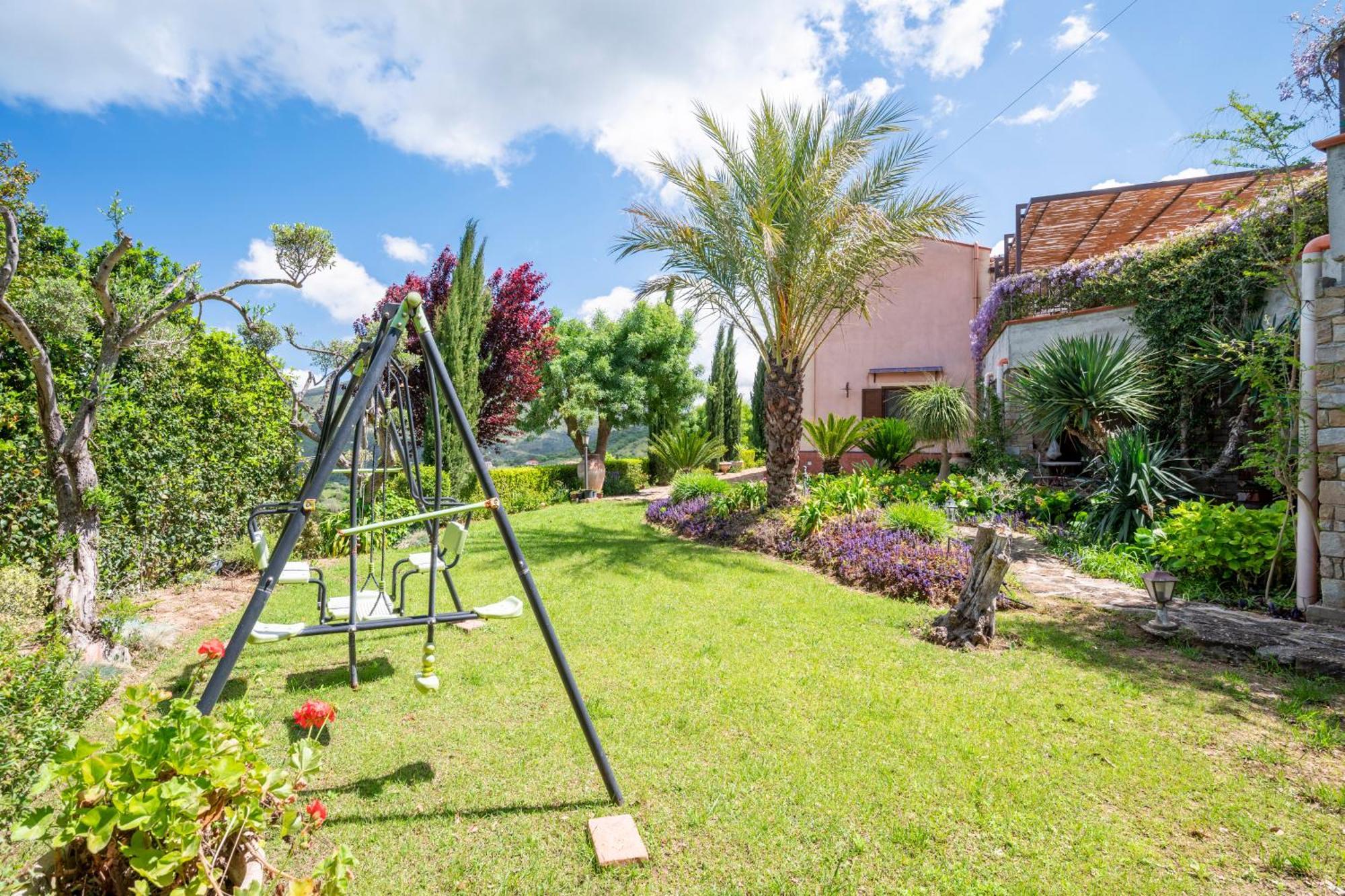 Villarose Castelbuono  Exterior photo