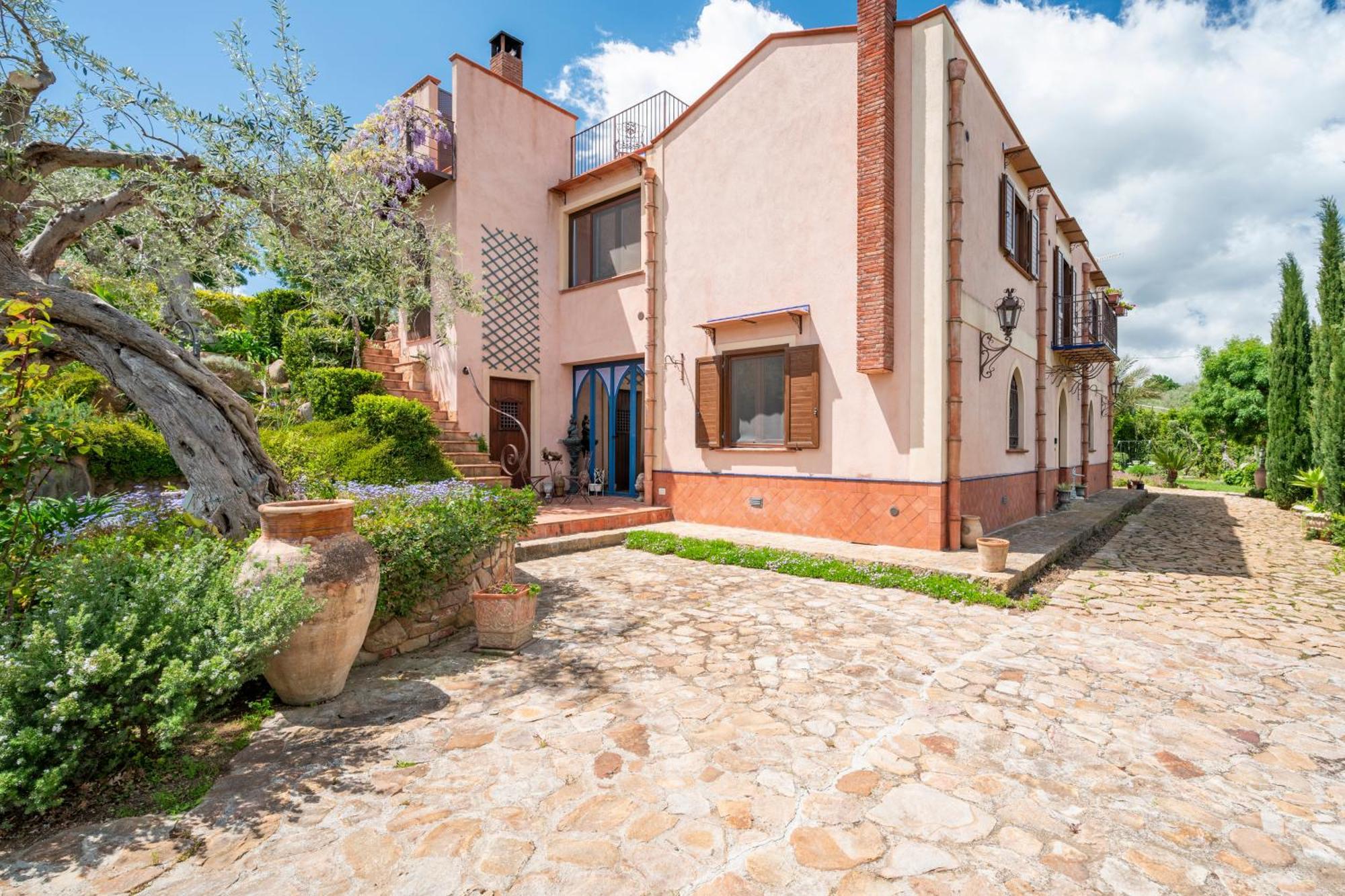 Villarose Castelbuono  Exterior photo