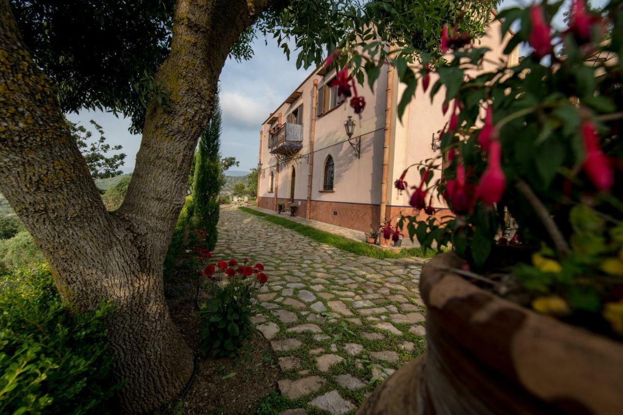 Villarose Castelbuono  Exterior photo