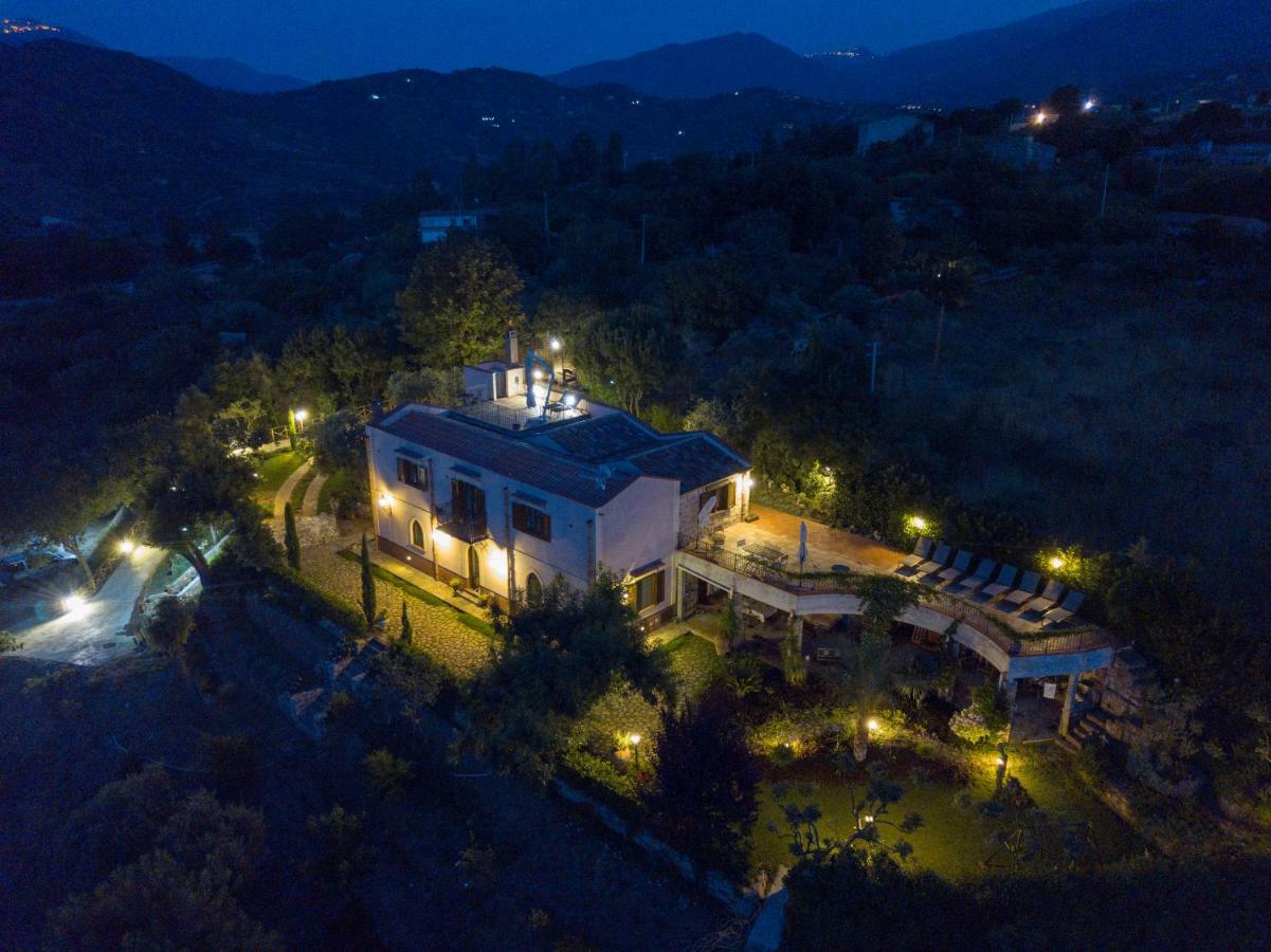 Villarose Castelbuono  Exterior photo